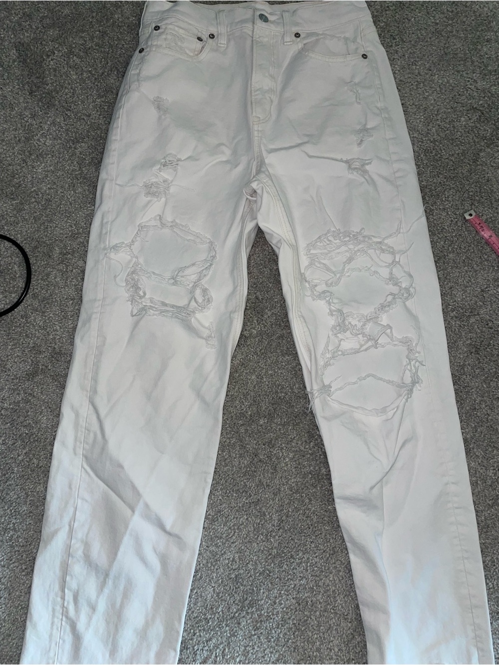American Eagle Distressed White Jeans
